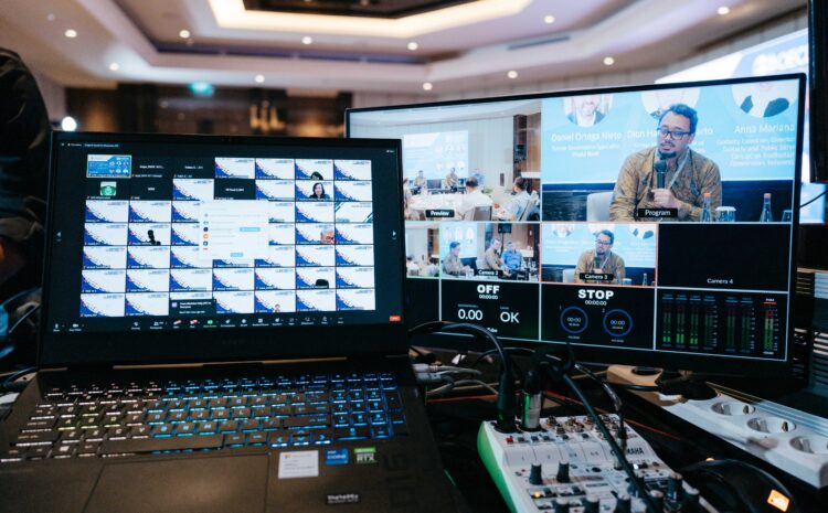 Produksi Event Hybrid – Manajemen Siaran & Multi-Kamera Profesional
